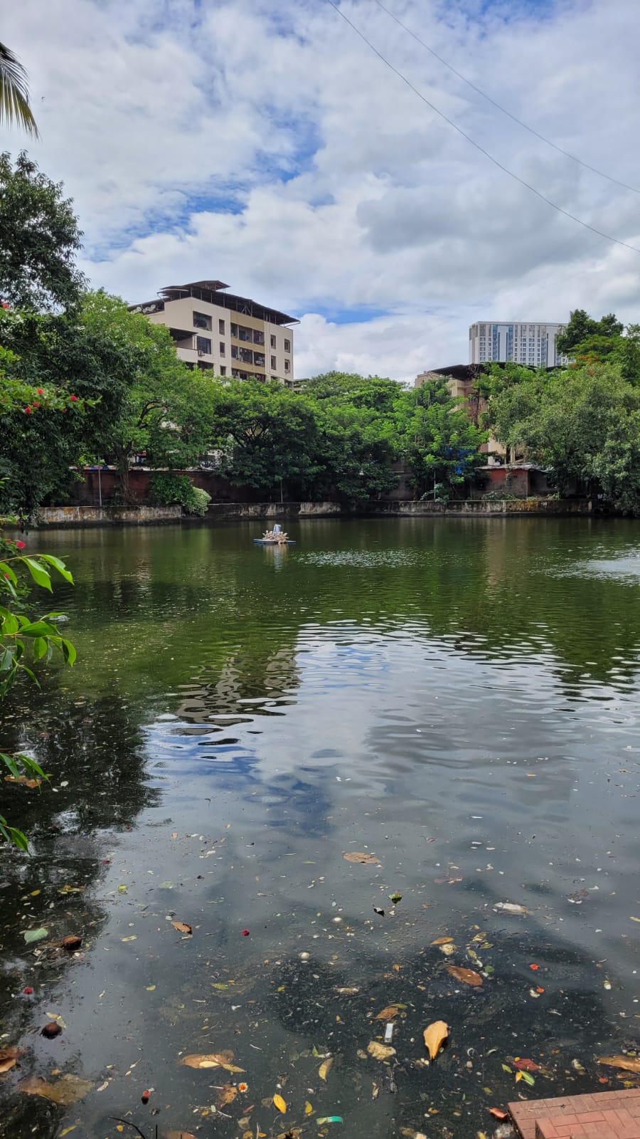 Madarde Lake
